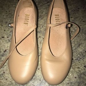 Bloch woman’s tap shoes